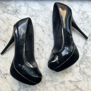 Patent Black Pumps, Like New!